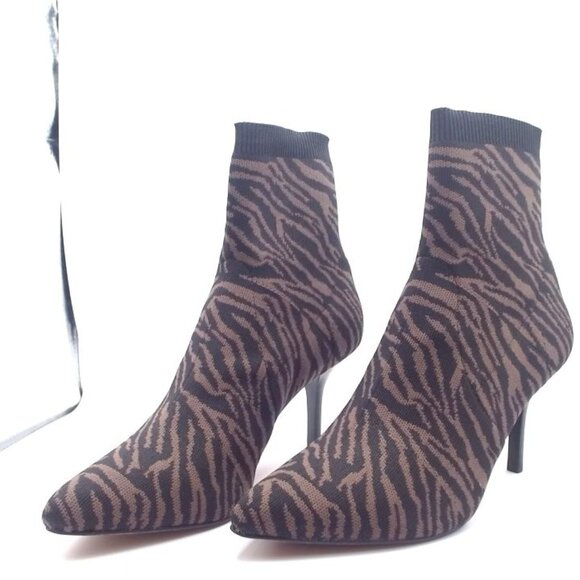 Vince Camuto “Achie” Zebra Mocha Stretch Knit Pointed Ankle Boots NEW - Picture 2 of 7